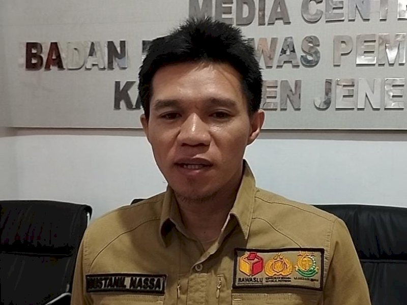 Kordiv Penanganan Pelanggaran dan penyelesaian Sengketa Hukum Bawaslu Kabupaten Jeneponto, Bustanil Nassa. (IST).