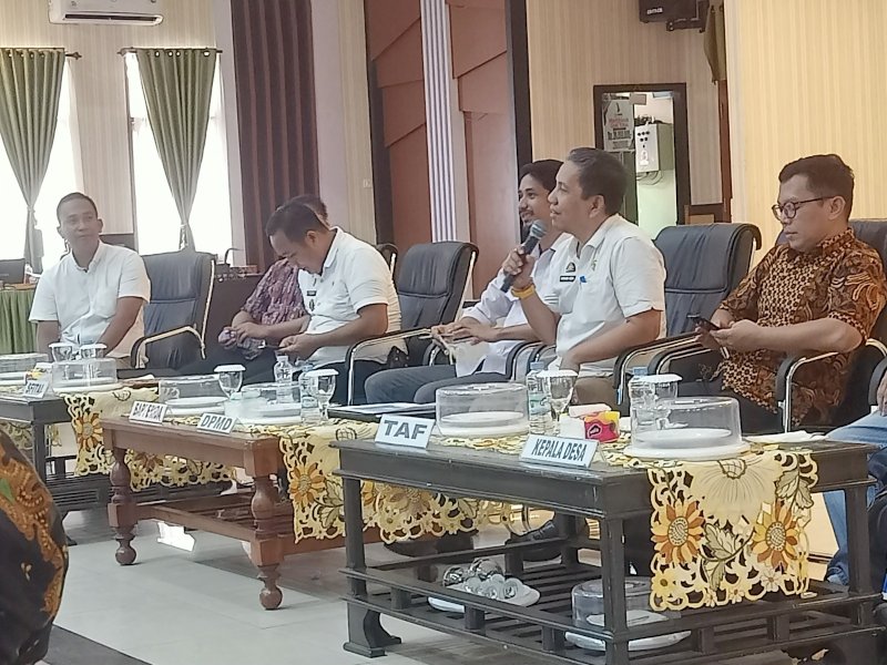 Focus Group Discussion (FGD) Roadmap Kakao Lestari yang digelar Bapperida bersama ICRAF. 