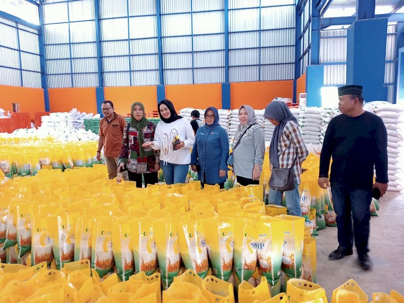 Tim Pengendalian Inflasi Daerah (TPID) bersama Satgas Pangan Bulukumba melaksanakan sidak di tiga pasar di Bulukumba. 