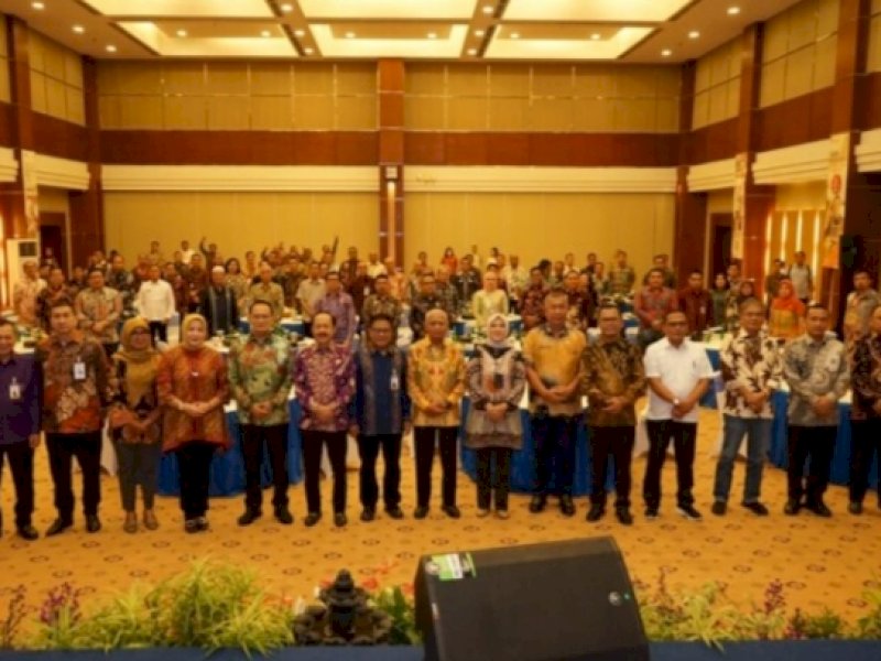 Bupati Asahan H. Surya menghadiri pertemuan PT. Bank Sumut dengan pemegang saham