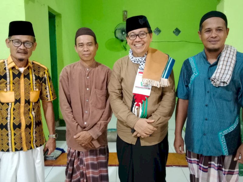 Wakil Bupati Luwu Utara, Suaib Mansur safari Ramadan di Sabbang Selatan. 