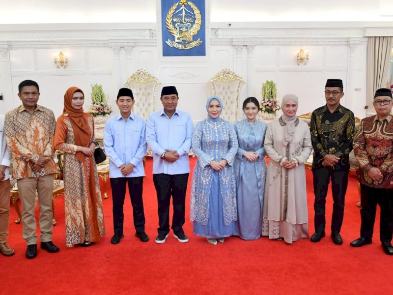Bupati Luwu Utara Indah Putri Indriani hadir dalam open house Pj Gubernur Sulsel. 