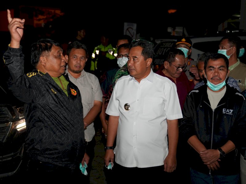 Pj Gubernur Sulsel Bahtiar Baharuddin disambut Bupati Tator Theofilus Allorerung. 