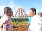 Pemprov Sulsel Tanam Kelapa Unggulan Selayar di Taman Religi CPI Makassar 