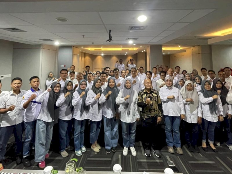 Dinas PU Kota Makassar menyelenggarakan kegiatan bimtek yang diikuti pejabat struktural, PPTK dan tim teknis. 