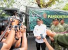 Bahtiar dan Pangdiv 3 Kostrad Lepas 10 Truk Bantuan untuk Korban Banjir Luwu