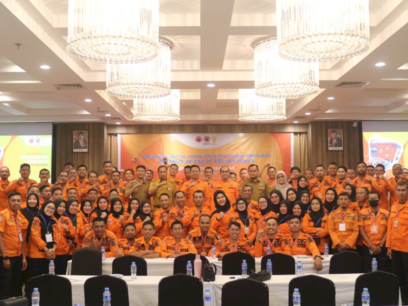 BPBD Kota makassar melaksanakan Diklat Dasar Manajemen Bencana yang diikuti oleh personel BPBD Kota Makassar.
