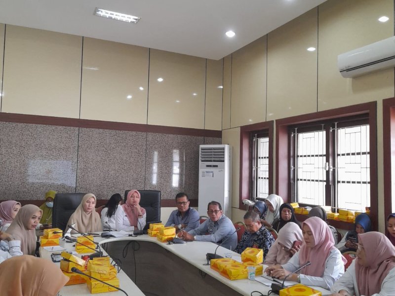 Rapat koordinasi terkait persiapan penilaian KLA 2023 di Ruang Rapat Bappeda, Rabu, (22/02/2023).