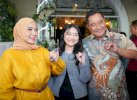 Pj Gubernur Sulsel Bahtiar dan Keluarga Nyoblos di TPS 001 Sawerigading Makassar