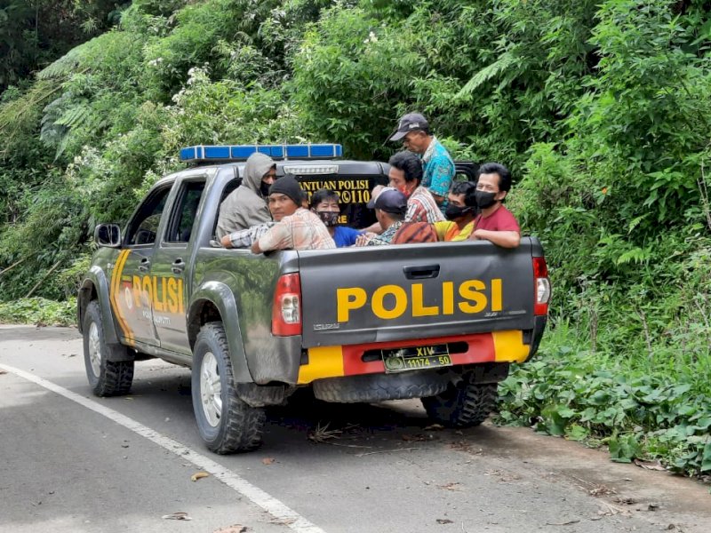 Warga dijemput untuk divaksin. (Foto: Ist)