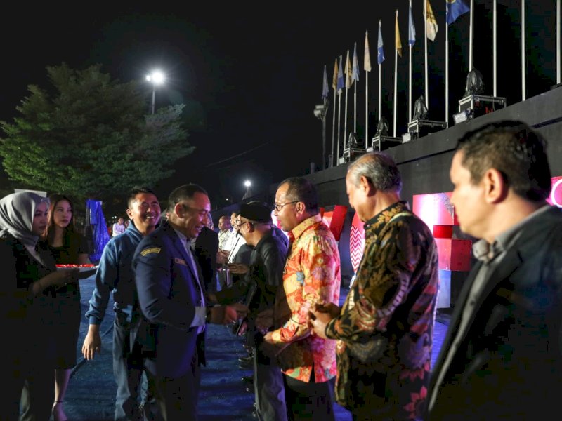 Wali Kota Makassar Moh Ramdhan Pomanto menghadiri malam puncak Bulan Bakti Nasional Karang Taruna (BBNKT) 2023 yang digelar di Anjungan Pantai Losari. 