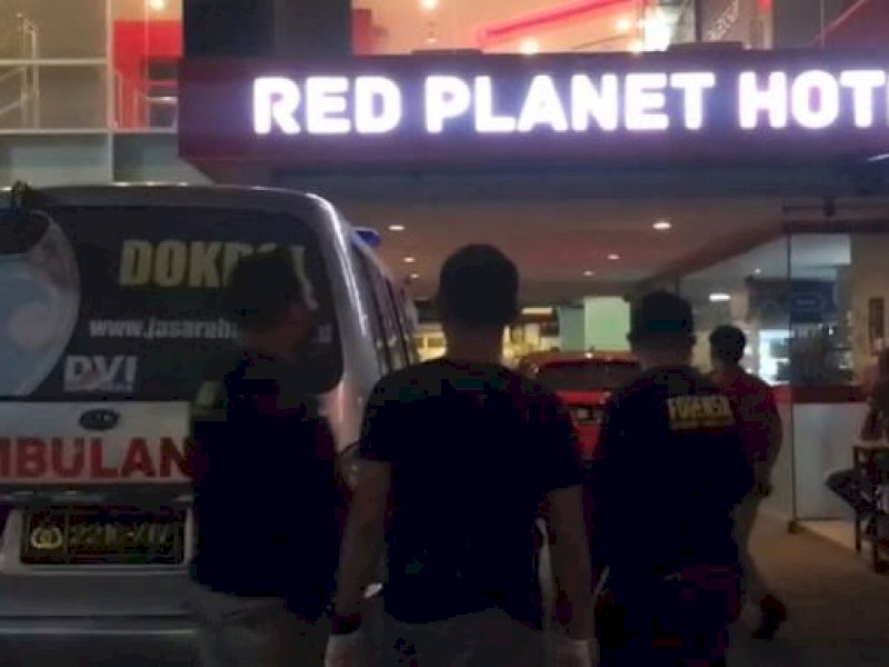 Suasana di TKP penemuan mayat di salah satu Hotel di Kota Makassar. (Ist).