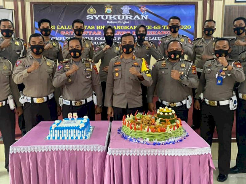 Syukuran HUT Lalu Lintas Satlantas Polres Enrekang. 
