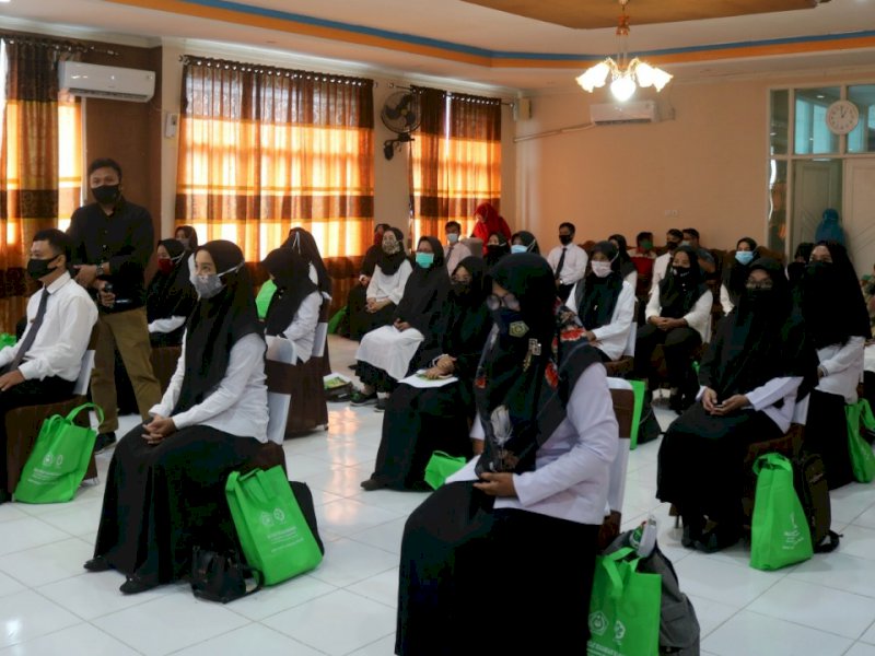 Pelatihan tenaga perpustakaan Madrasah di Kabupaten Bone. 