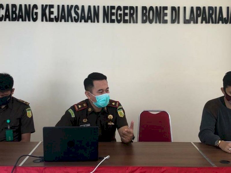 Konferensi Pers Cabjari Bone. 