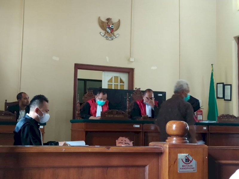 Sidang lanjutan perusakan ruko di Jalan Buru Makassar. 