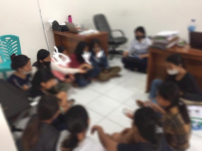 Polres Tator mendamaikan dua kelompok pelajar perempuan yang terlibat tawuran. 