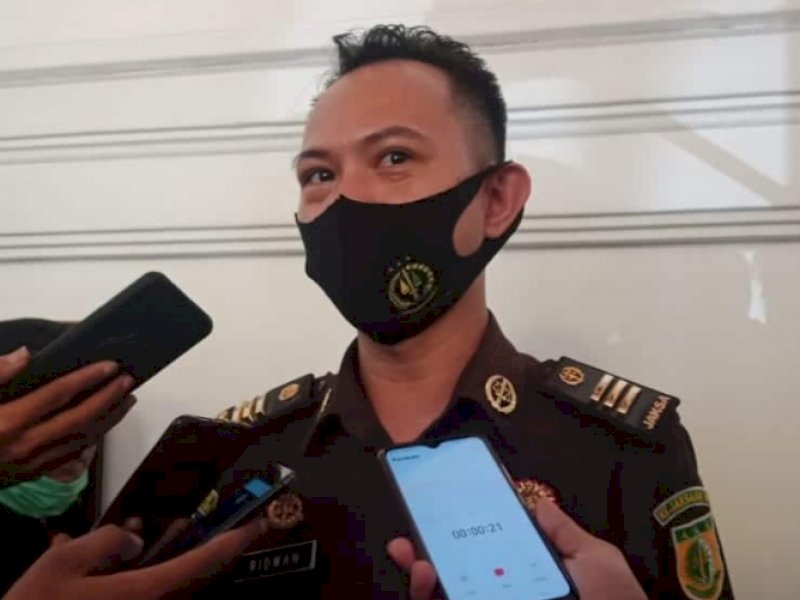 Jaksa Eksekutor Kejati Sulsel Ridwan Saputra. 