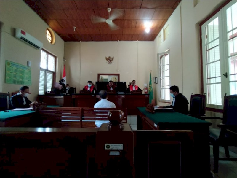 Sidang tuntutan perusakan ruko di Jalan Buru Makassar. 