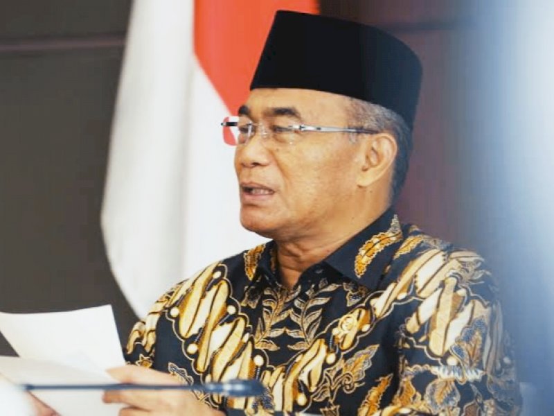 Menko PMK Muhadjir Effendi menyesalkan adanya kasus penggunaan alat Swab tes bekas. (Int) 