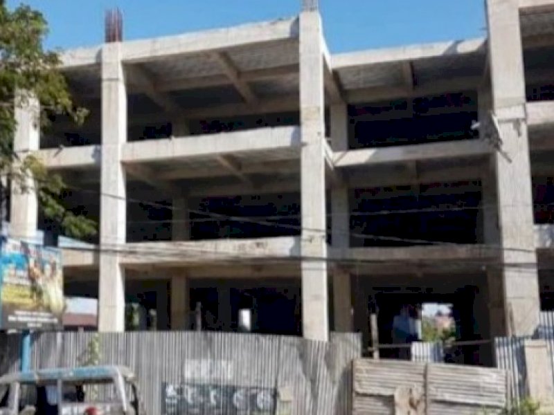 RS Batua Makassar yang pembangunannya mangkrak sejak 2 tahun. 