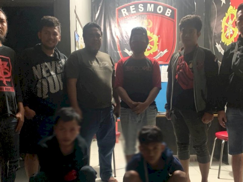 Pelaku pembusuran dan penikaman di Bulukumba saat diamankan. 