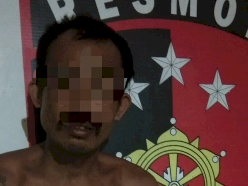 Pelaku penganiayaan di Makassar saat diamankan. 