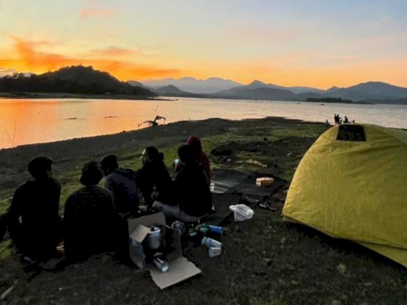 Wisata Jungle Camp Gowa. 