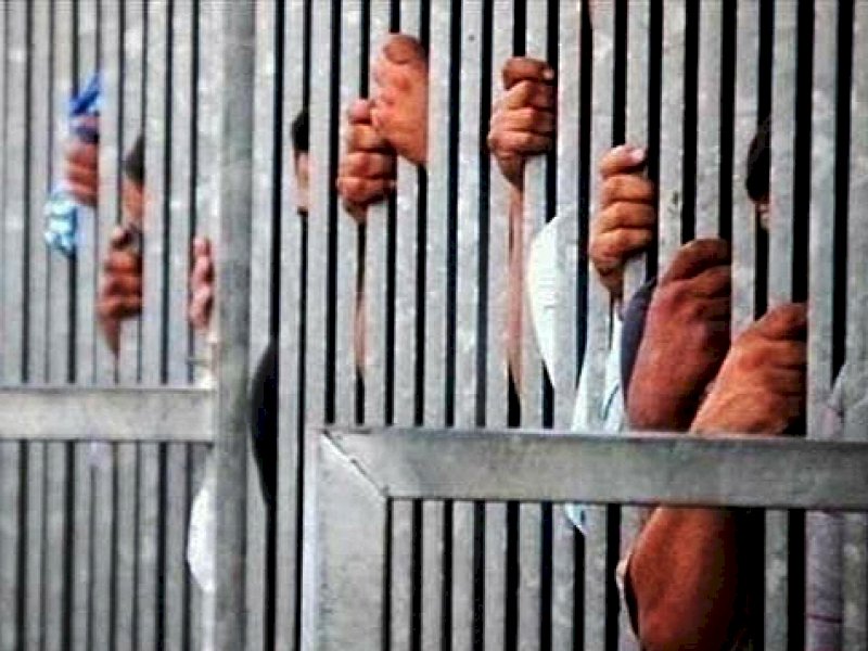 Ilustrasi tahanan, Kadivpas Sulsel Edi Kurniadi baru-baru ini mengeluarkan imbauan agar tahanan baru wajib Vaksin jika hendak masuk Rutan atau Lapas. (Int)