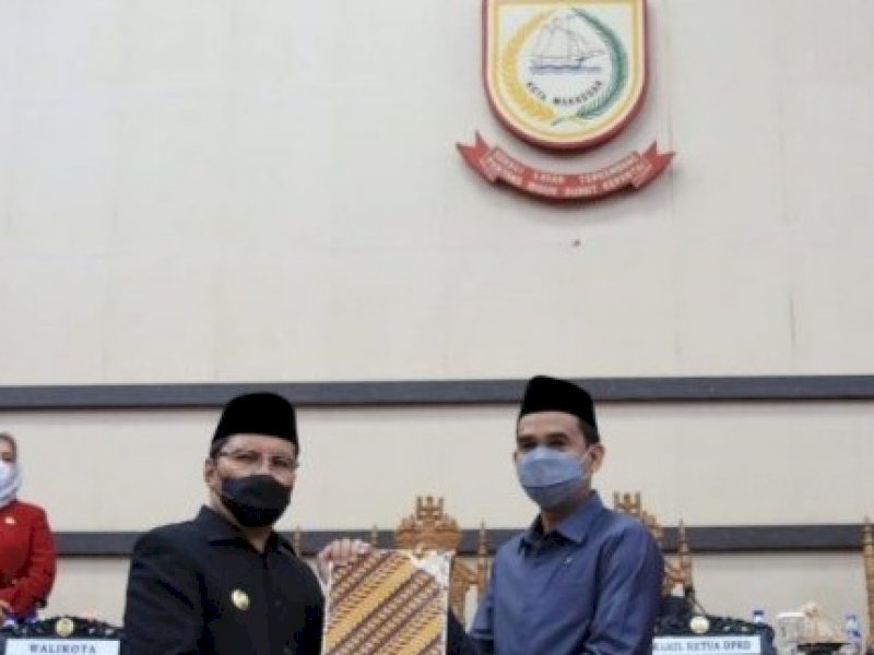 DPRD Makassar menerima APBD Perubahan 2021.