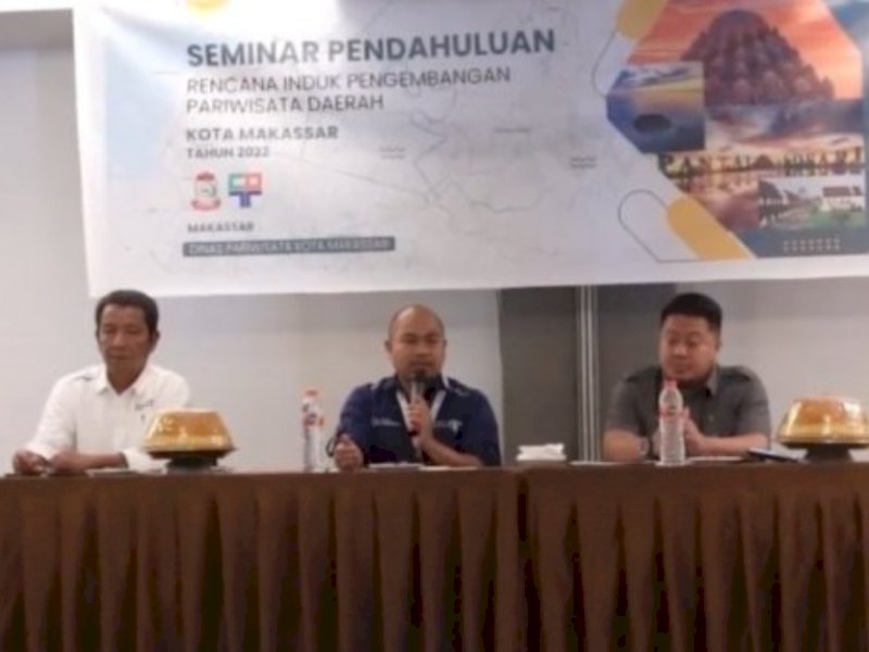 Kepala Dinas Pariwisata Makassar, Muhammad Roem menghadiri seminar awal RIPPAR Tahun 2022-2037. 