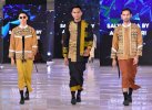 Keren! Batik Rongkong "Hipnotis" Penonton Surabaya Fashion Festive 2022