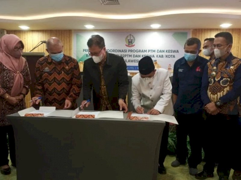Dinkes Sulsel, BNN Provinsi Sulsel, dan Kanwil Kementerian Agama Provinsi Sulsel, saat penandatangan kerjasama, Sabtu (04/06/2022). IST