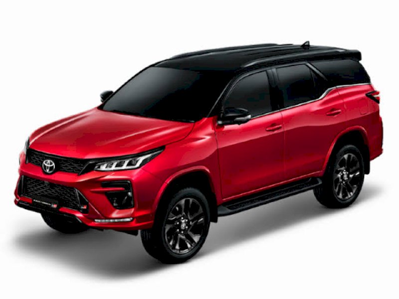 Toyota Fortuner Legender GR-S. (Int)