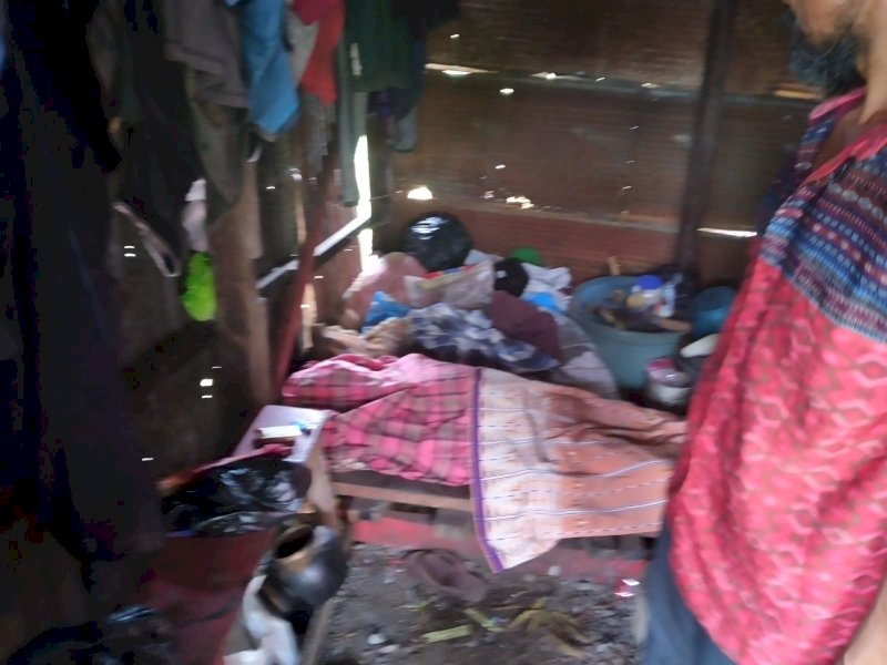 Pria Lansia ditemukan meninggal dunia di gubuk area pekuburan Cina di Antang. (Foto: Ist)