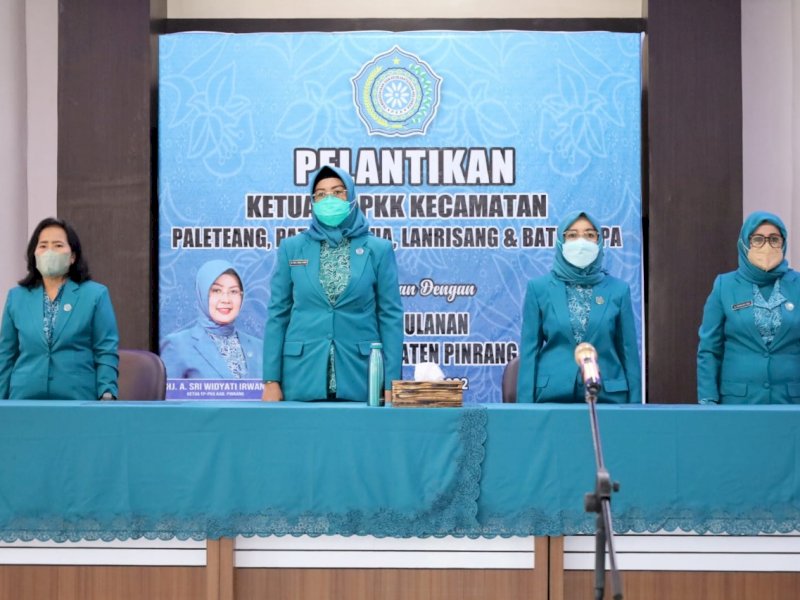 Pelantikan 4 Ketua TP PKK Kecamatan di Pinrang. (Ist)