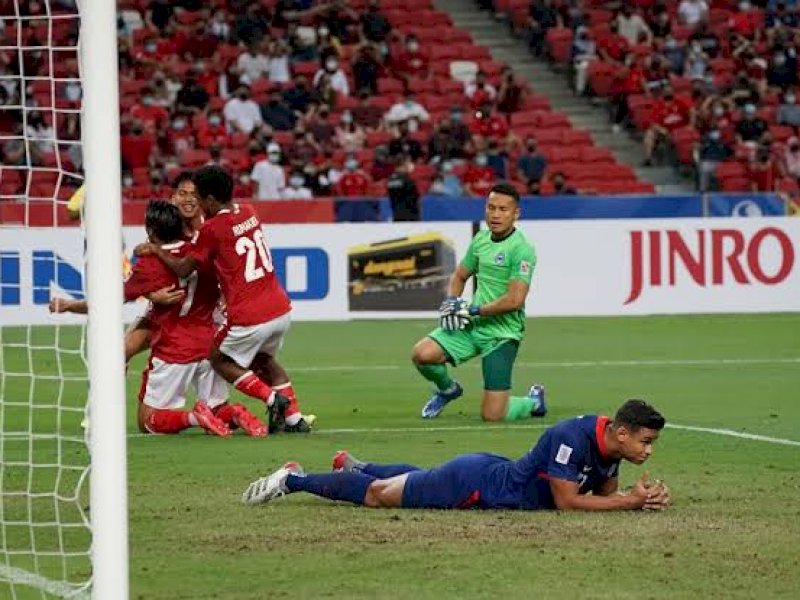 Singapura tersingkir di Piala AFF setelah takuk 2-4 dari Indonesia tadi malam.