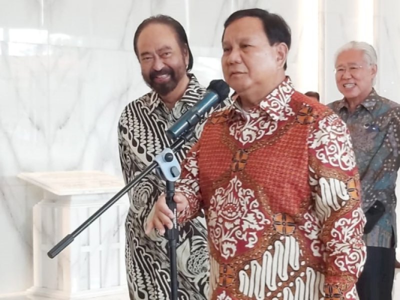 Ketua Umum Partai Gerindra, Prabowo Subianto dengan Ketua Umum Partai Nasdem Surya Paloh di Kantor Ketua Umum Nasdem, Surya Paloh di Tower Nasdem. (Int)