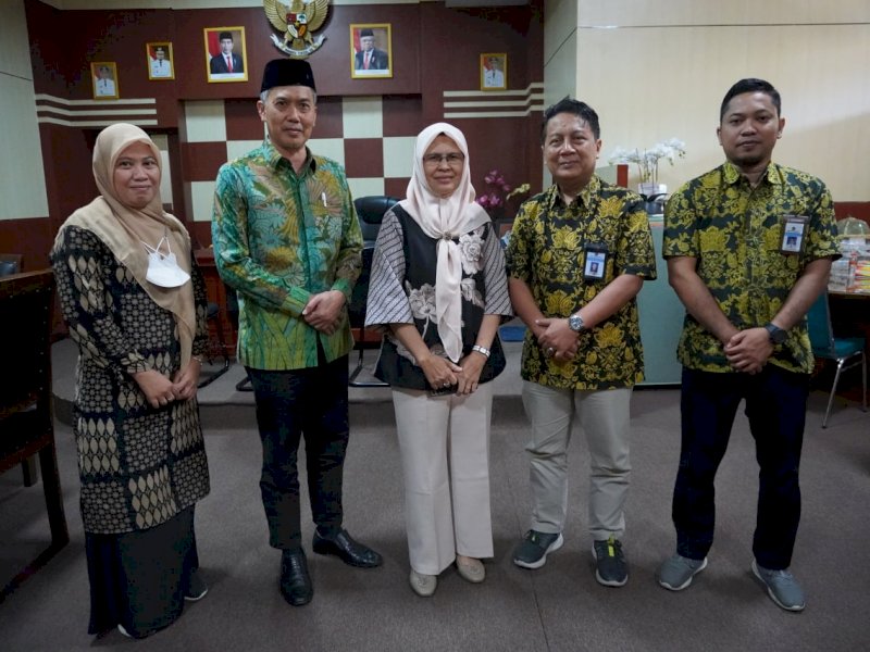 Kepala KPPN Watampone, Djoko Julianto didampingi Fungsional PTPN Fahrul Aprianto diterima oleh Sekretaris Daerah Pemda Wajo, Armayani. (Ist)