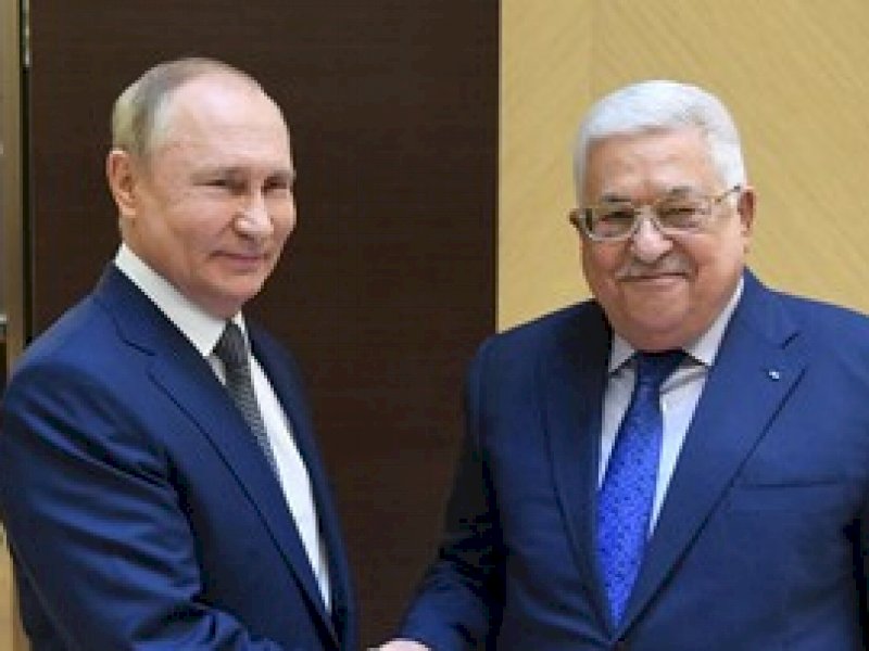 Presiden Rusia, Vladimir Putin, dan Presiden Palestina, Mahmoud Abbas. (Int)