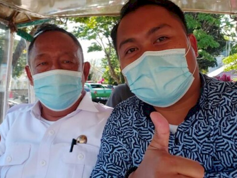 Bupati Torut Kalatiku Paembonan bersama Mantan Ketua KNPI Torut, Brikken Linde Bonting