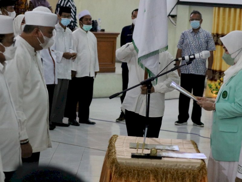 Bupati Irwan Hamid dilantik jadi  Ketua IPHI Pinrang. (Ist)