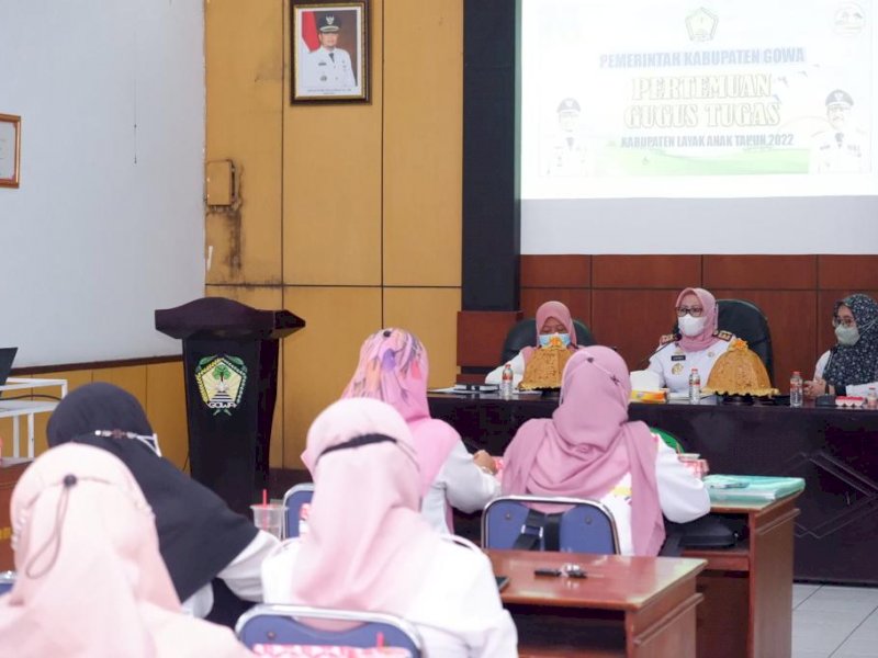 Sekda Gowa Kamsina hadiri pertemuan Gugus Tugas Kabupaten Layak Anak Kabupaten Gowa. (Ist)