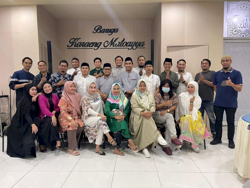 Alumni Angkatan 2002 Fakultas Hukum Universitas Hasanuddin (FHUH) yang dijuluki "Residivis" kembali menggelar bakti sosial. (Ist)