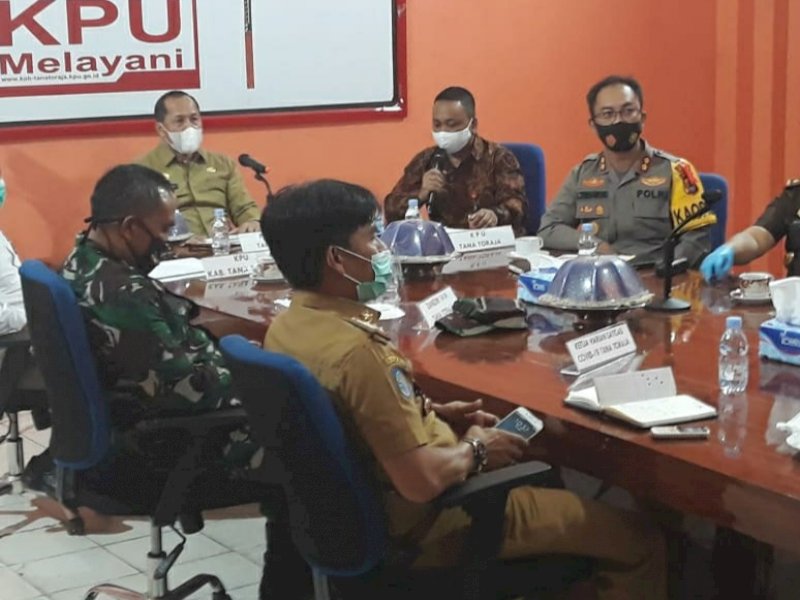 Rapat KPU Tator bersama unsur Forkopimda. 