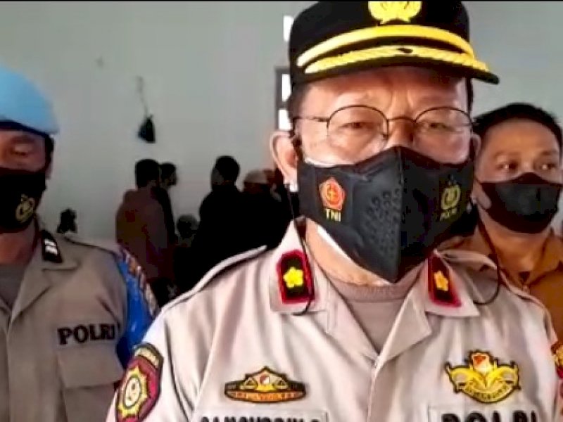 Wakapolres Wajo Kompol Samsuddin Palulu pantau arus balik. (Ist)