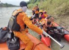 Terseret Arus Sungai, SAR Brimob Bone Temukan Warga Soppeng Sudah Tak Bernyawa 