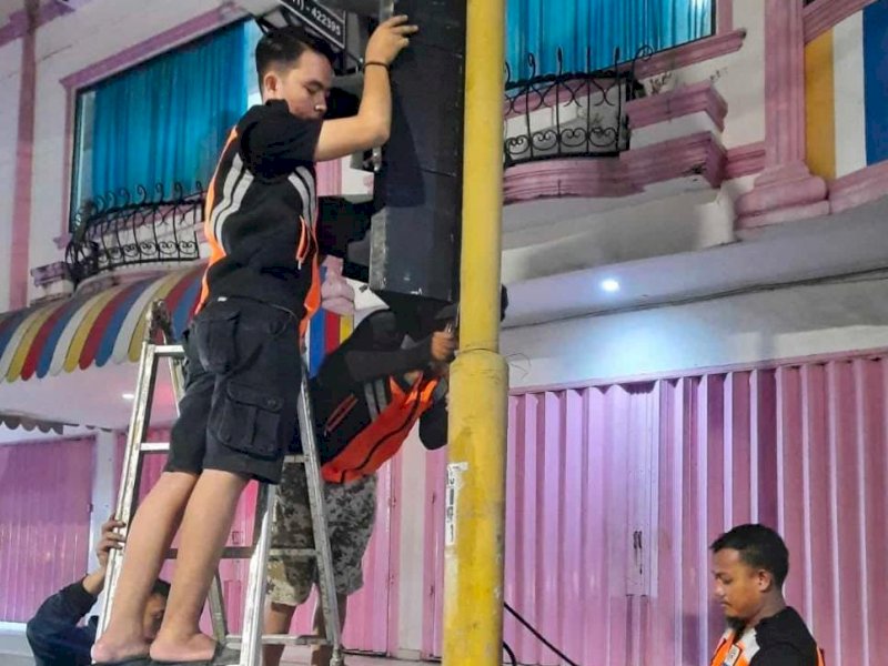 Pergantian box traffic light diamater 20 ke diameter 30 simpang Jalan Pengayoman-Jalan Adyaksa. (Ist)