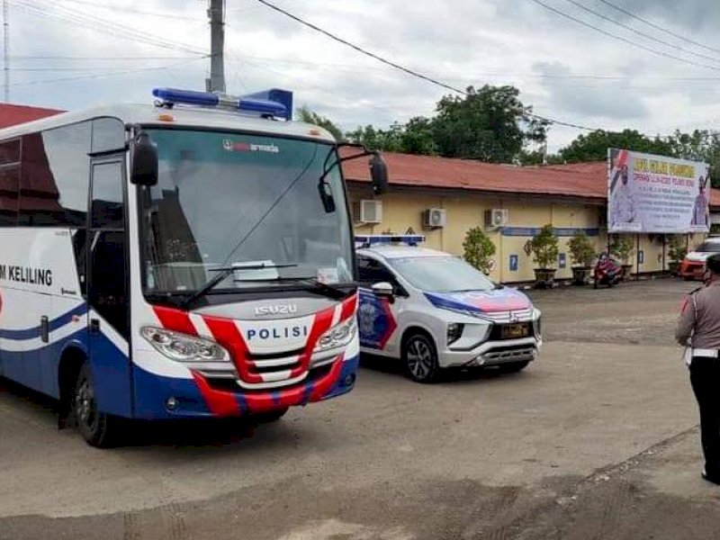Mobil layanan SIM Keliling milik Polres Bone, akan segera beroperasi.