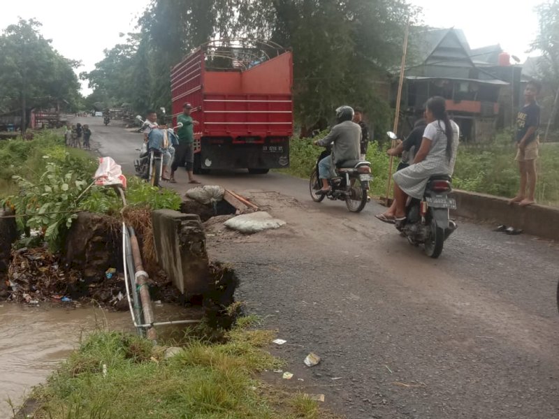 Jembatan rusak di Kecamatan Bontoramba Jeneponto. (Ist)